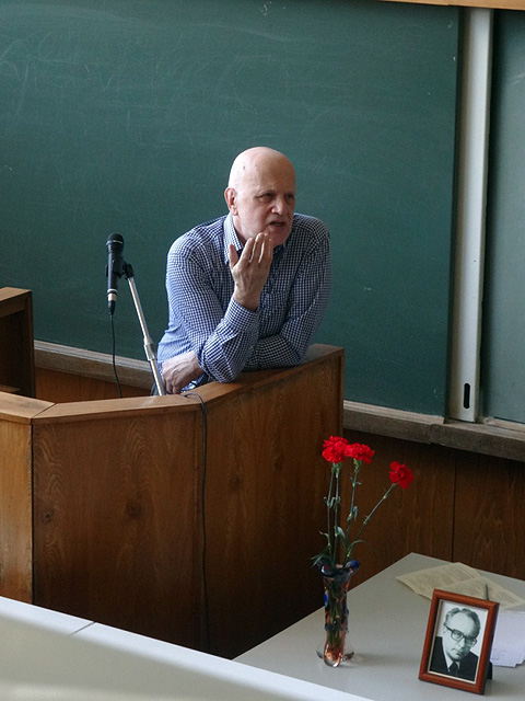 К. М. Азадовский (Санкт-Петербург) К. М. Азадовский (Санкт-Петербург)