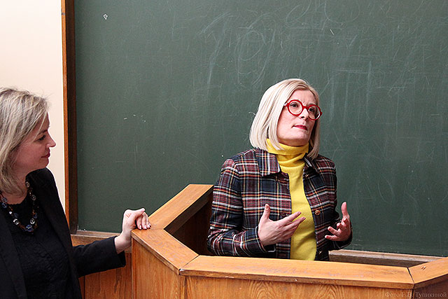 Консул Элени Вакали Консул Элени Вакали